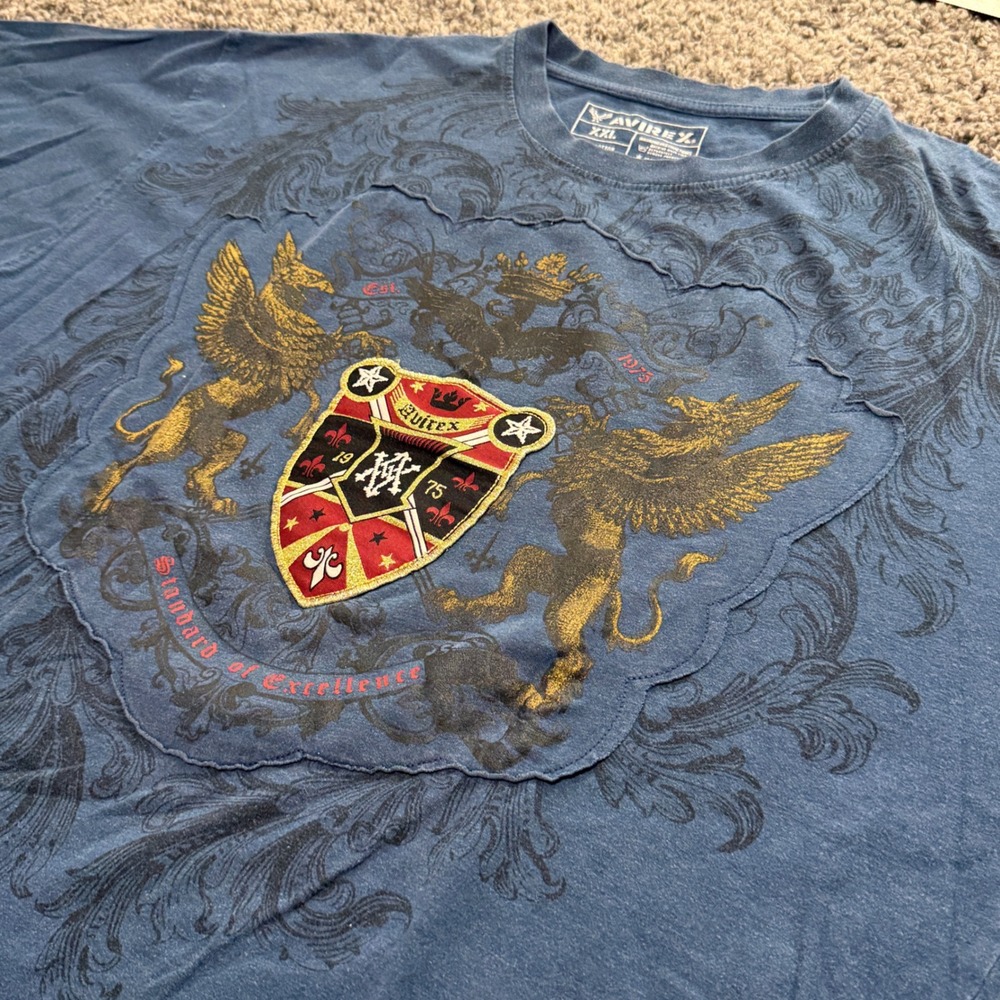 Vintage Avirex Graphic T-Shirt Mens Blue Excellent Crest Griffin Patch XXL